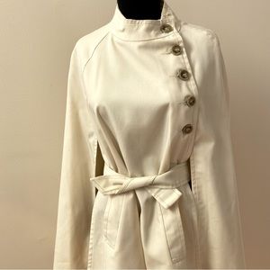 Vintage Cream Cape